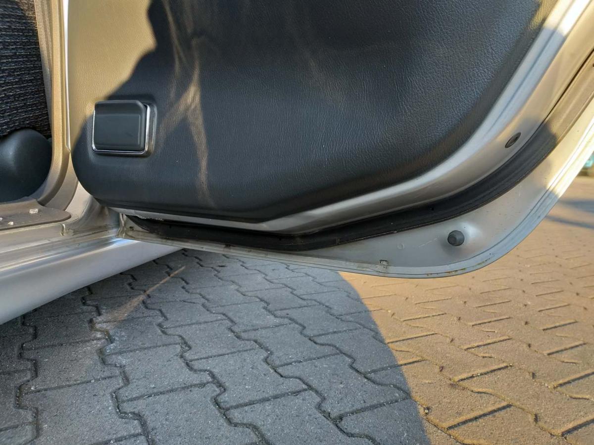 Mitsubishi Galant E50 original Tür hinten rechts Silber A69F Stufenheck Rohbau Bj.1995